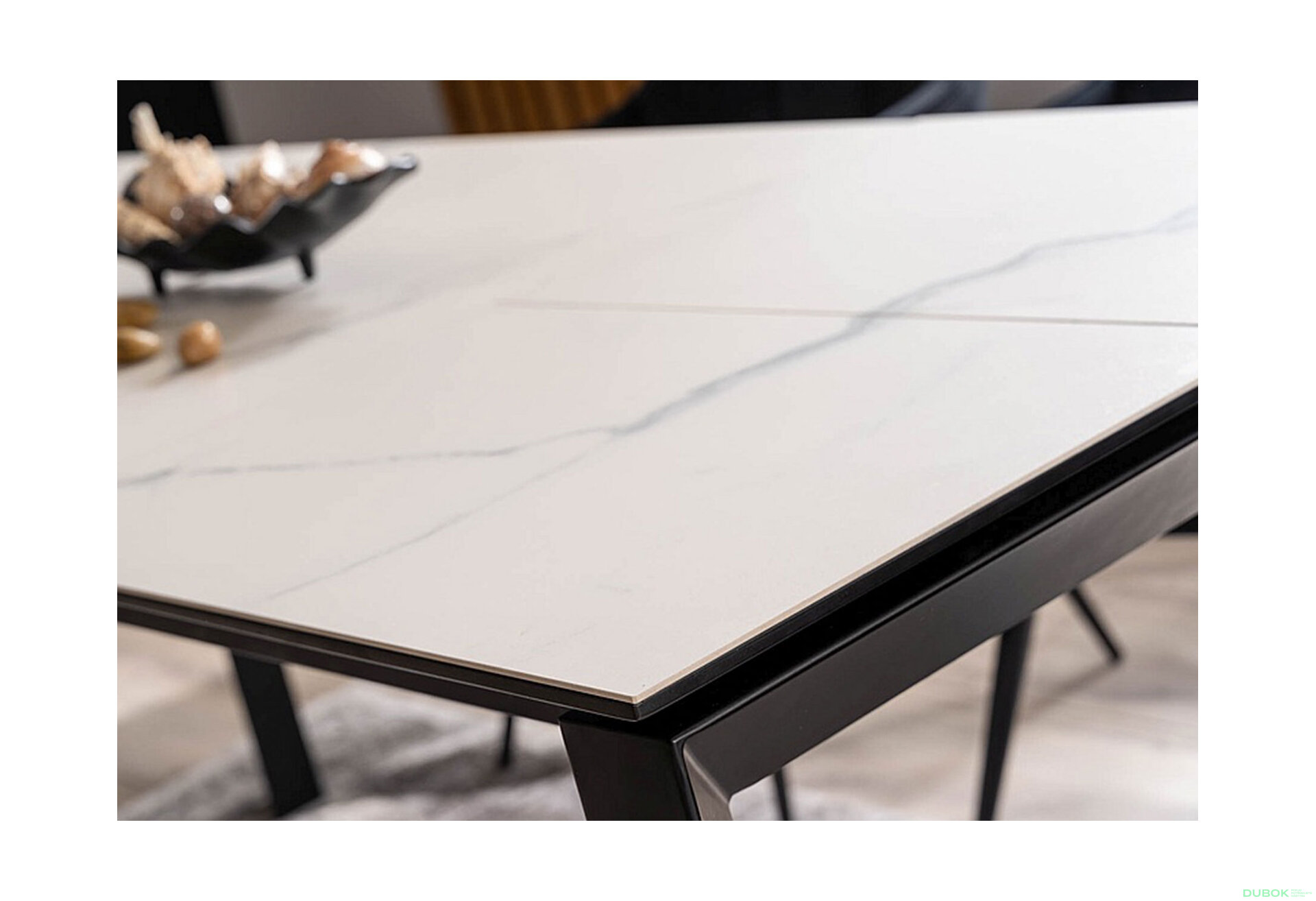 Obrázek 4 - Stůl Metropol Ceramic 120(180)x80 biały + 4 židle Lilia Velvet černý Bluvel 19 / kov černá matná