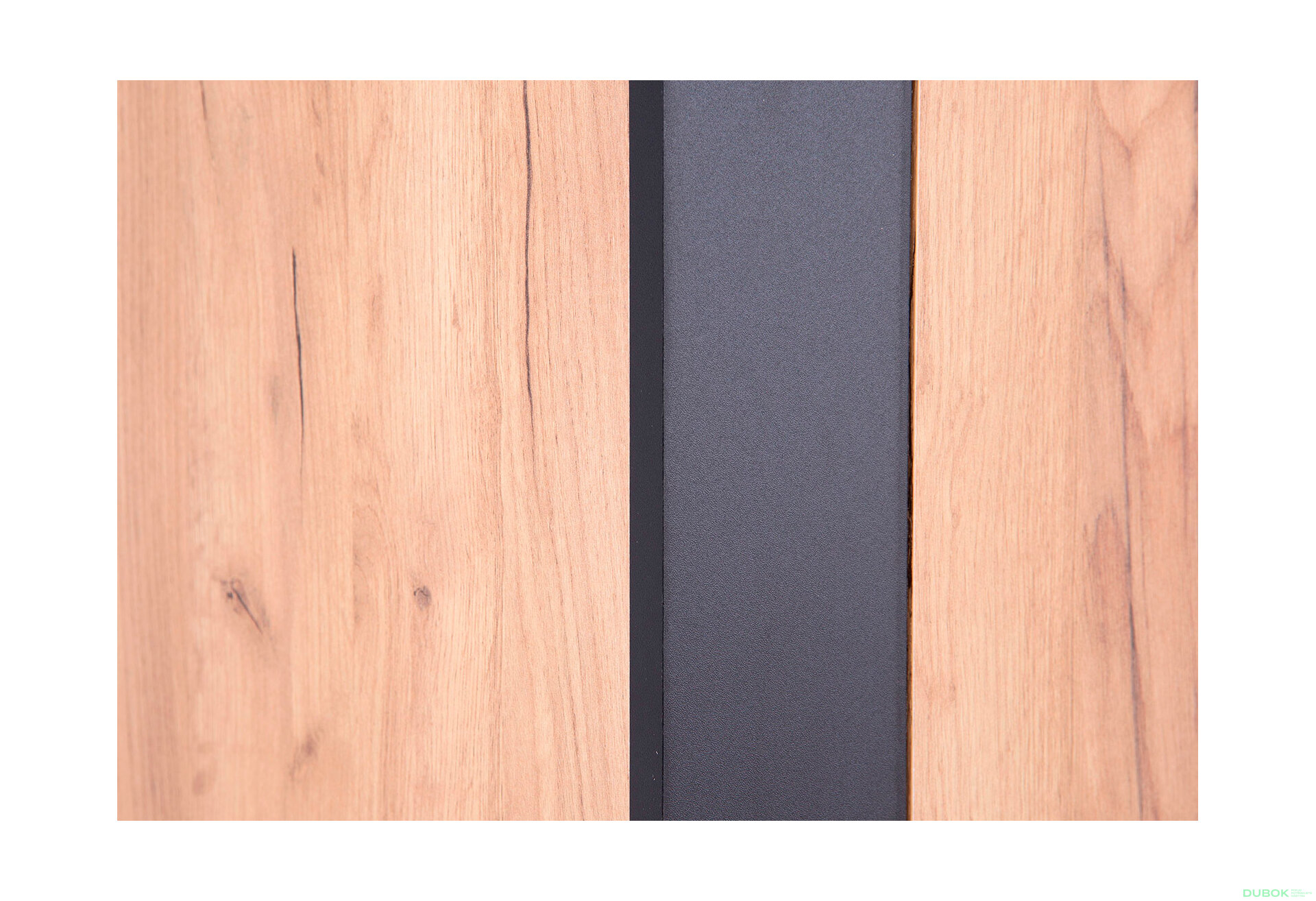 Obrázek 4 - Skříň čtyřdveřová Wood 90x195x55 cm Dub craft zlatý