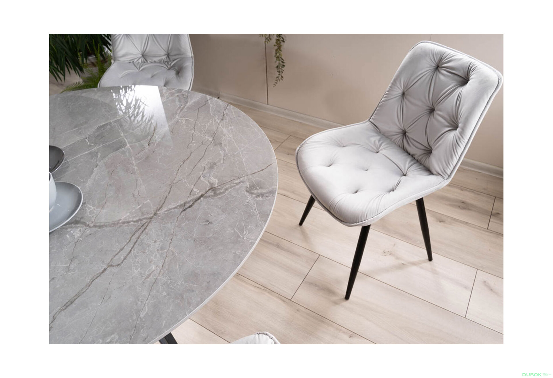 Obrázek 6 - Židle Cherry II Velvet světle šedý Bluvel 03, matná černá kov