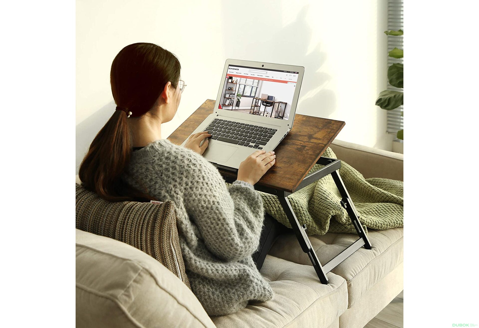 Obrázek 2 - Stolek pod laptop LLD104BY